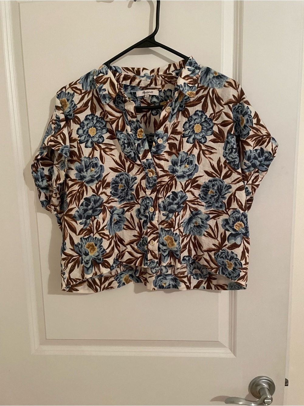 Madewell Blue Floral Button-Front Crop Top